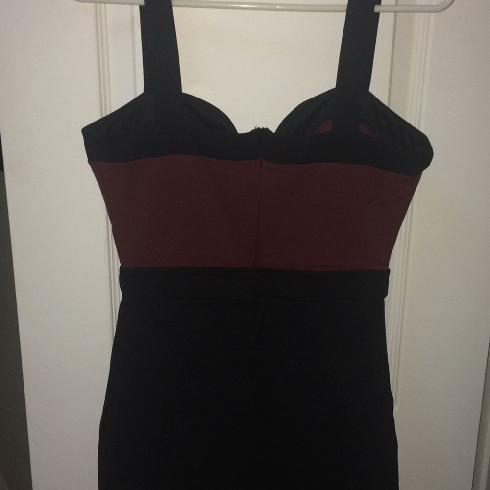 Dress - Picture 4 of 4